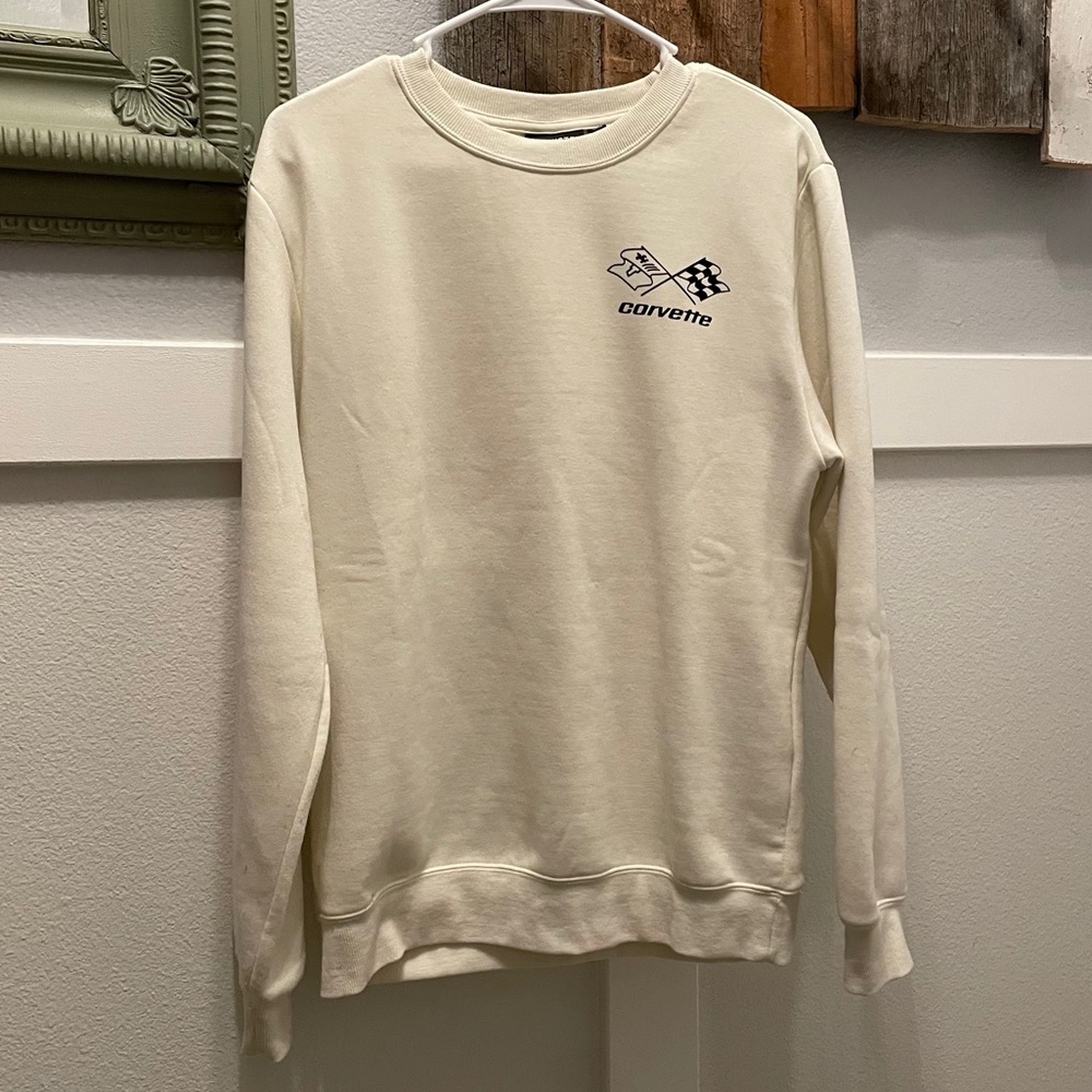 Classic cars Corvette graphic crewneck sweatshirt. Yellow 1974 c3 stingray.